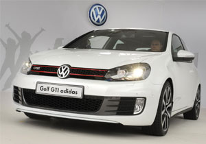 Golf GTI Adidas Autocosmos