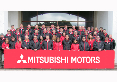 Mitsubishi capacita su fuerza de ventas