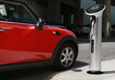 GE lanza nuevo cargador para autos eléctricos