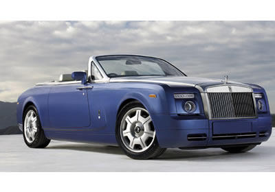 A tomar el sol con estilo en el Phantom Drophead Coupe de Rolls-Royce 