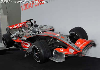 McLaren presentó el nuevo MP4-22 en Valencia