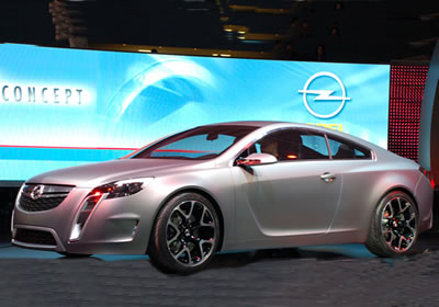 El Opel GTC Concept en el Salón de Ginebra