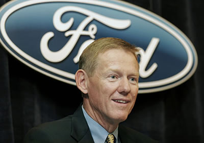 Incongruencias: Mientras Ford sigue reportando pérdidas su CEO cobra cifras de escándalo
