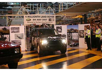 Land Rover produce el modelo cuatro millones