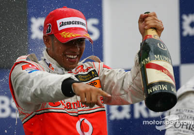 Hamilton hace historia en la Fórmula 1