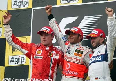 Lewis Hamilton gana de punta a punta