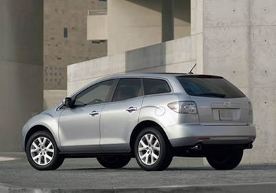 Mazda inaugura 2 nuevas agencias