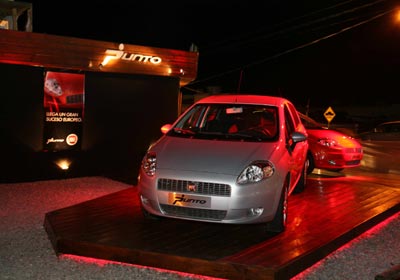 Fiesta Punto Fiat: iluminó la noche de "Punta"