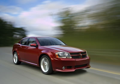 Recall para 12,144 unidades del Chrysler Cirrus y Dodge Avenger