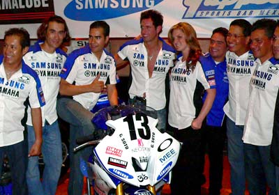 Exitosa presentacion del Yamaha Racing Team