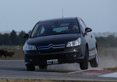 TEST Citroën C4 VTS: potencia y glamour