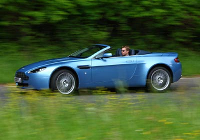Nuevo Aston Martin V8 Vantage: Belleza y admiración