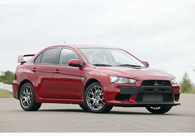 Mitsubishi EVO X: ¡La leyenda deportiva ya está en Chile!