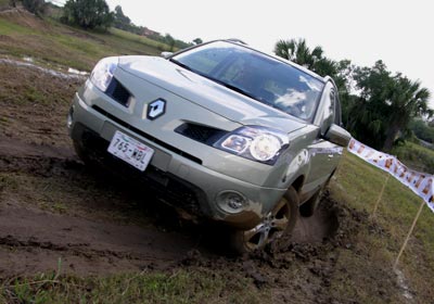 Renault Koleos 2009 llega a México