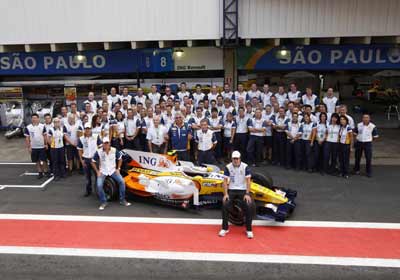 El Renault F1 confirmó a sus pilotos