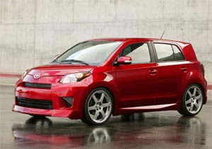 Autos Toyota a revisión en Estados Unidos