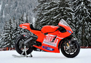 Ducati presenta la Desmosedici GP-10