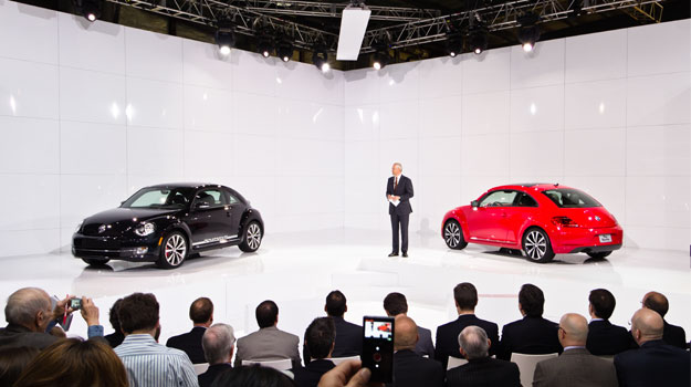 Nuevo Volkswagen Beetle 2012, debut simultaneo en Nueva York, Shanghai y Berlin