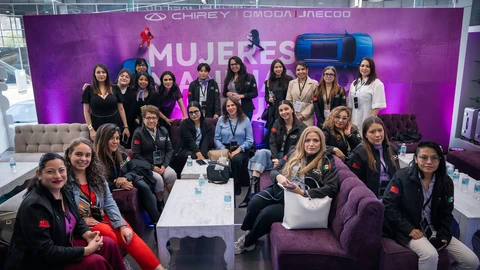 Mujeres manejando la industria, la iniciativa con la que Chirey promueve el talento femenino