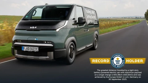 Kia PV5 Cargo impone récord Guinness al recorrer 693 km con una sola carga
