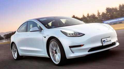 Adiviná a qué puede sonar la bocina de los Tesla