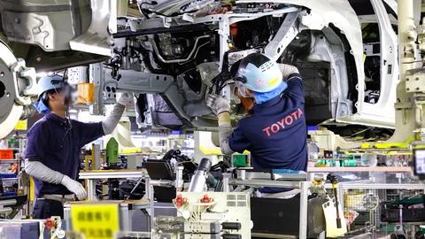 Toyota invertirá 6,400 millones de dólares anuales para automatizar sus fábricas con 400,000 robots