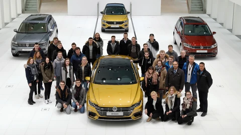 Volkswagen reducirá su cúpula directiva para ahorrar 1,000 millones de euros