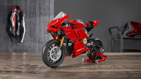 La Ducati Panigale V4 R de Lego ya está disponible en Chile