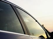 La importancia de los vidrios polarizados en los automóviles 