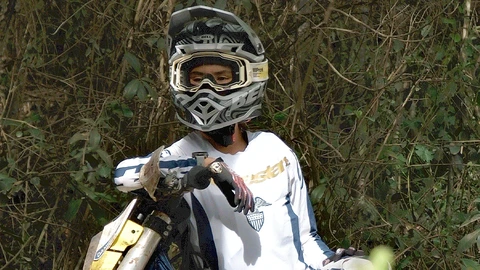 Colombiana Daniella Acosta busca hacer historia en el Six Days de Enduro 2026
