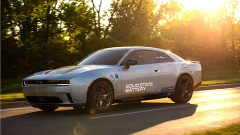 Dodge Charger Daytona estrena baterías de estado sólido e inicia pruebas en carretera