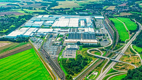 Volkswagen enfrenta nueva rebelión por recortes y cierre de plantas