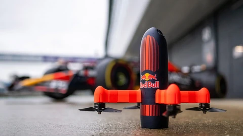 Video: conoce al dron de Red Bull que es casi tan rápido como un F1