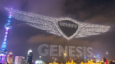 Genesis, la marca de lujo de Hyundai, rompe el récord de más drones volando