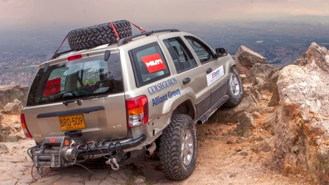 Jeep Grand Cherokee que ascendió Monserrate inicia gira nacional: 20 años de historia