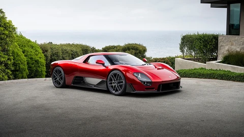 Monterey 2026: McLaren sorprende con su primer deportivo MT en 34 años, el McL 6GT