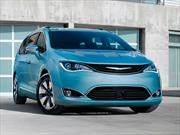Chrysler Pacifica Hybrid elegido como el mejor auto ecológico de 2018
