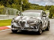Alfa Romeo Stelvio Quadrifoglio es la SUV más rápida en Nürburgring