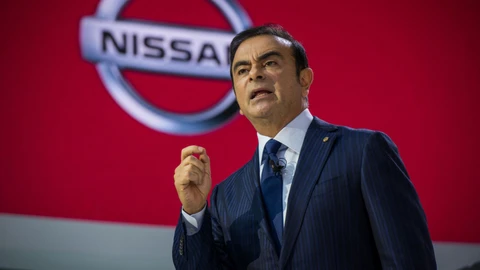 Ex-CEO de Nissan, Carlos Ghosn, enfrenta a la justicia francesa por presunta corrupción