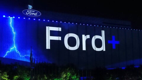 Ambicioso plan: Ford pronostica que el 40% de sus autos vendidos en 2030 serán eléctricos