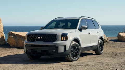 Kia Telluride figura entre las 10 Best Trucks and SUVs 2025 de Car and Driver