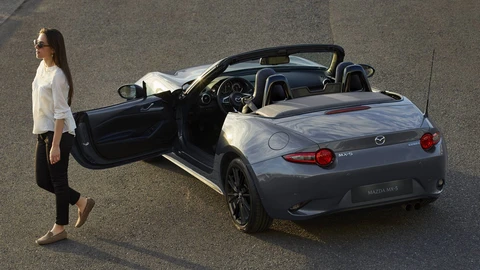 Mazda MX-5, uno de los deportivos más vendidos en México, es llamado a revisión