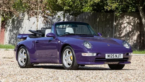 Sale a la venta un rarísimo Porsche 993 Turbo Cabriolet
