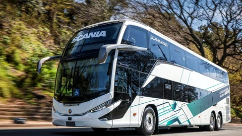 Scania SUPER llega a Colombia con buses que prometen hasta 8 % menos consumo