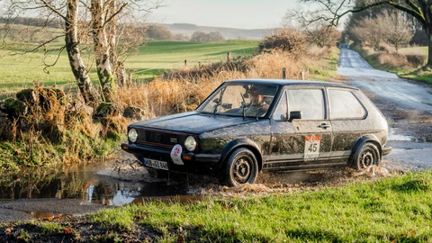 Volkswagen Golf GTI celebra 50 años con íconos originales