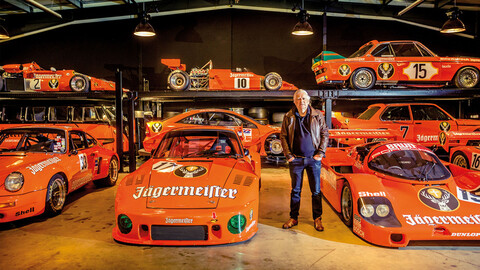 La historia de la colección de autos Porsche con la imagen de Jägermeister