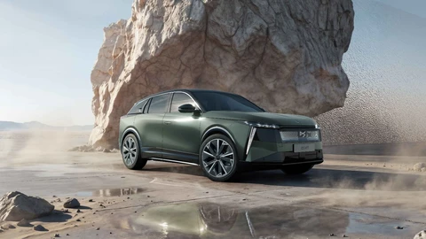 La nueva generación del DS  N°7 llega en variantes híbridas y eléctricas