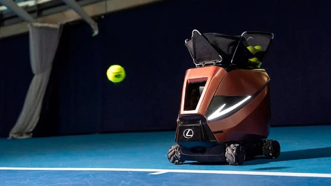 Signature Shot, el robot lanzapelotas de Lexus