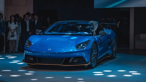 Shanghái 2025: Denza Z Concept a la caza de Porsche