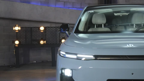 Leapmotor B10, ya manejamos el nuevo crossover PHEV de Stellantis en México